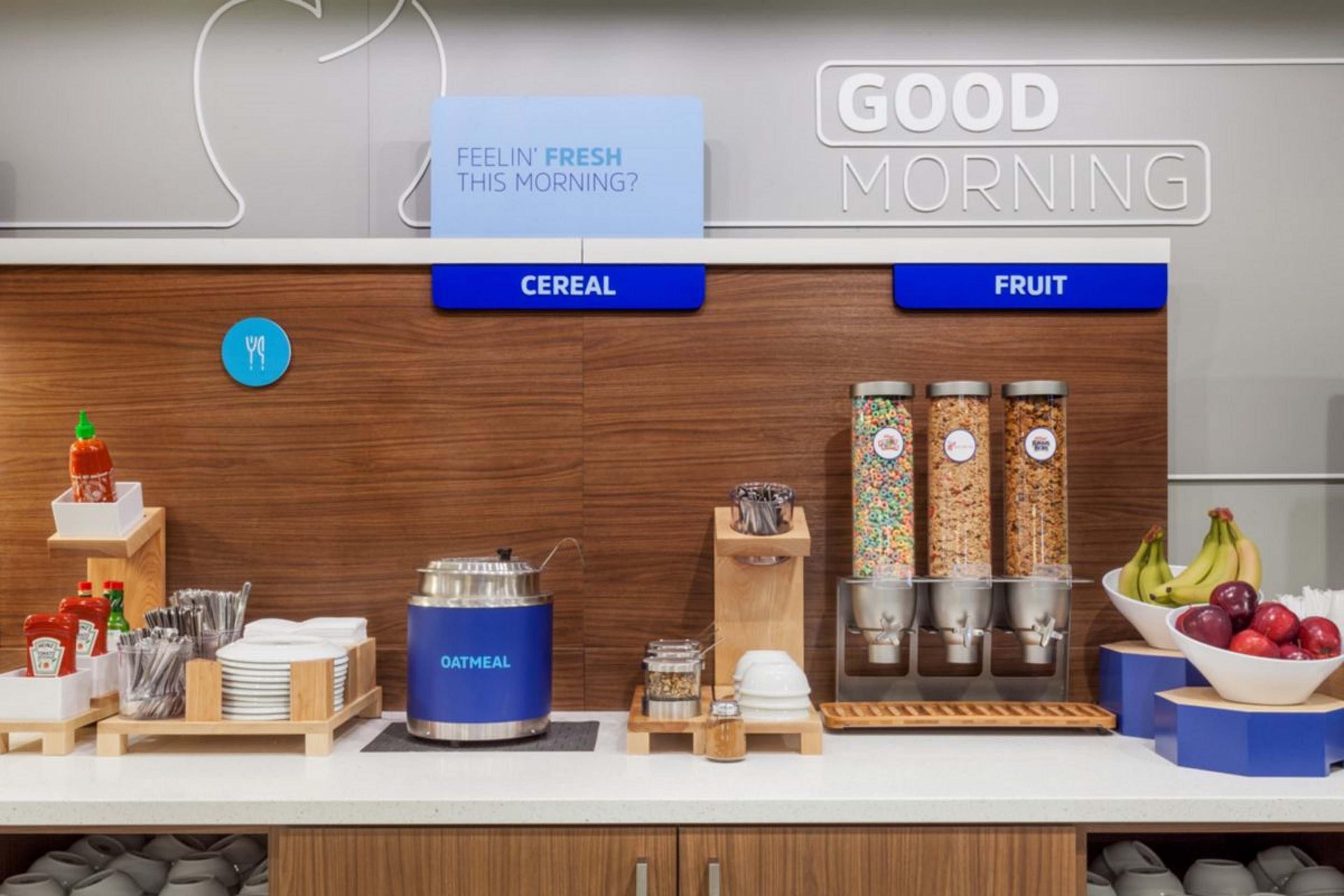 Holiday Inn Express Hotel & Suites San Diego-Escondido By Ihg Bagian luar foto