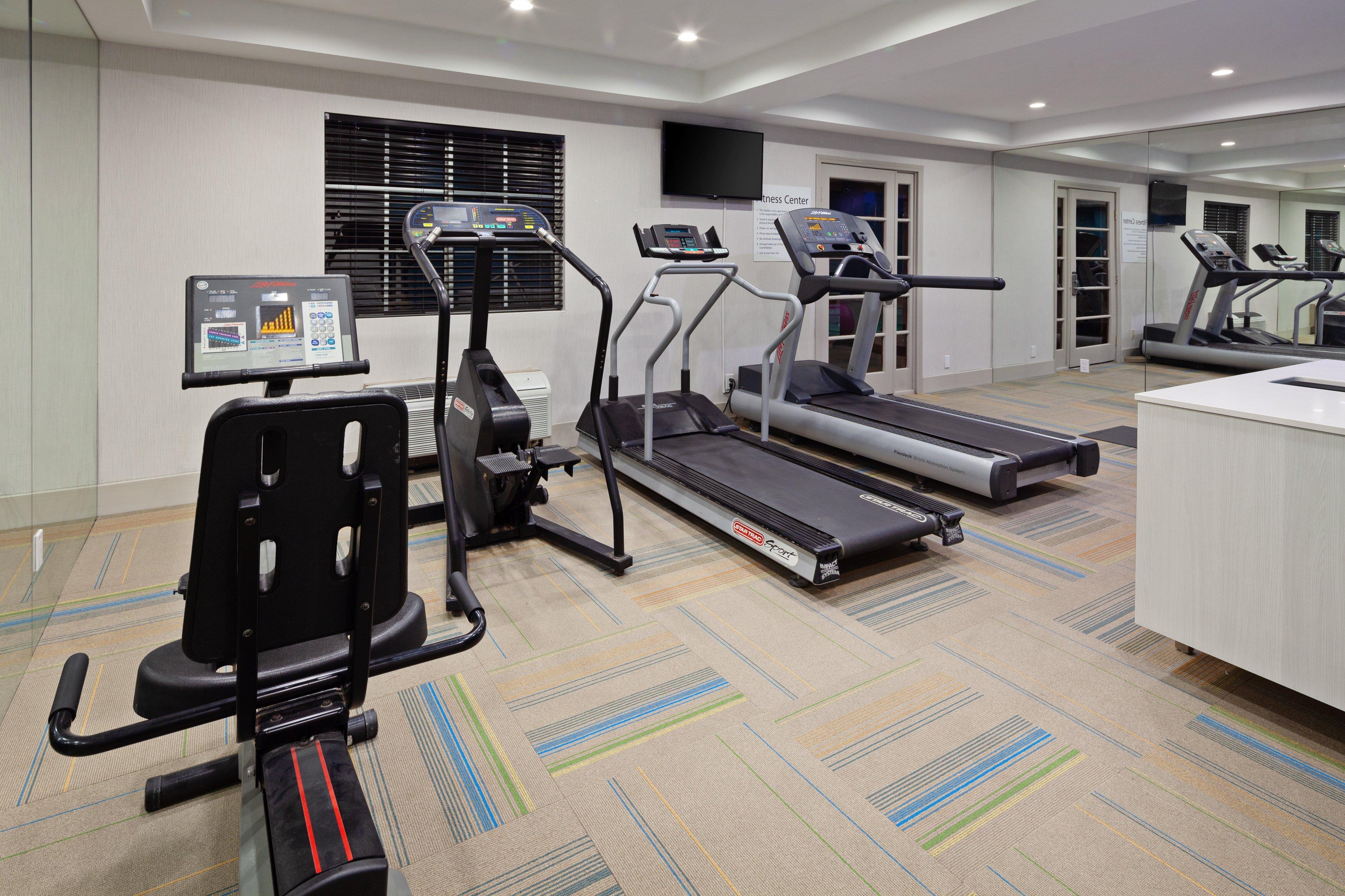 Holiday Inn Express Hotel & Suites San Diego-Escondido By Ihg Bagian luar foto