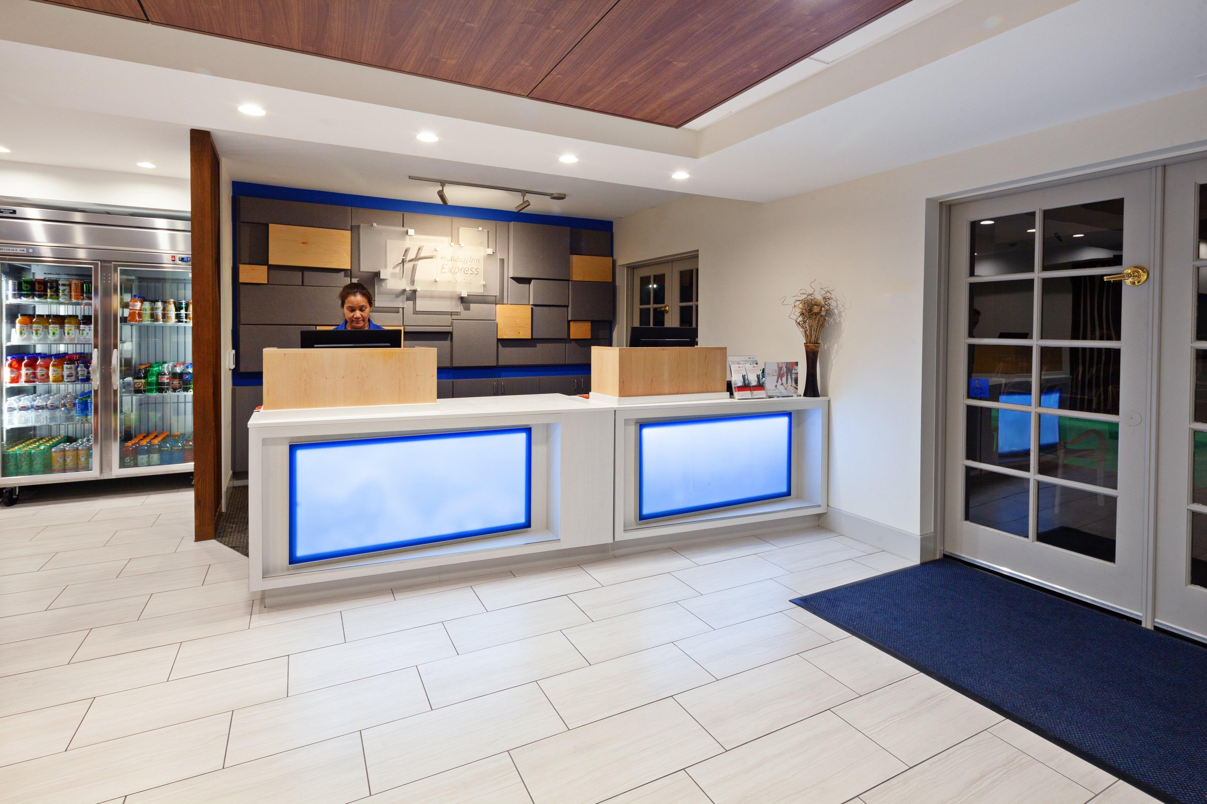 Holiday Inn Express Hotel & Suites San Diego-Escondido By Ihg Bagian luar foto