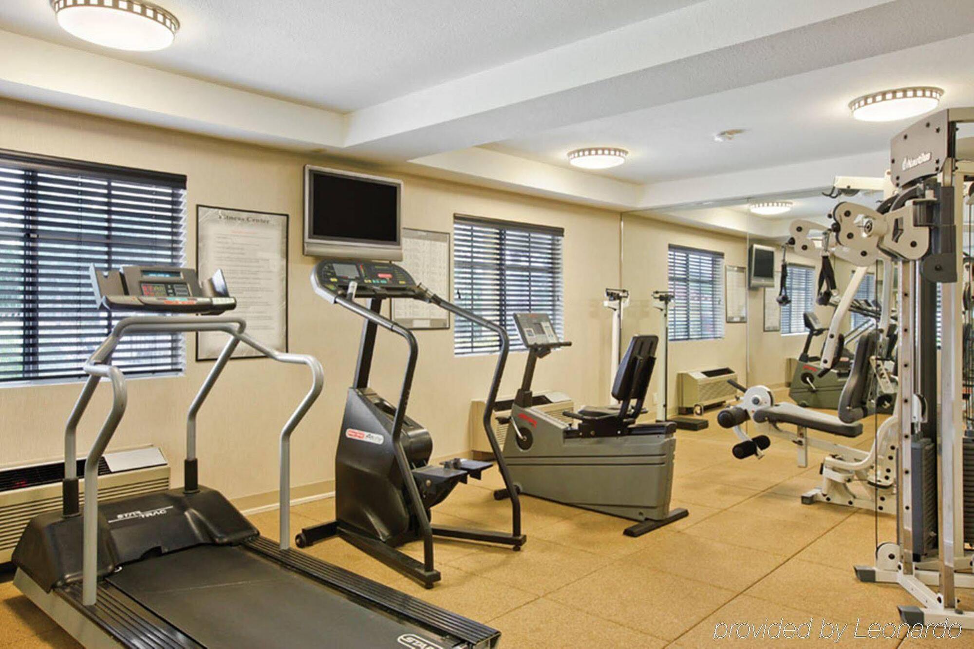 Holiday Inn Express Hotel & Suites San Diego-Escondido By Ihg Bagian luar foto